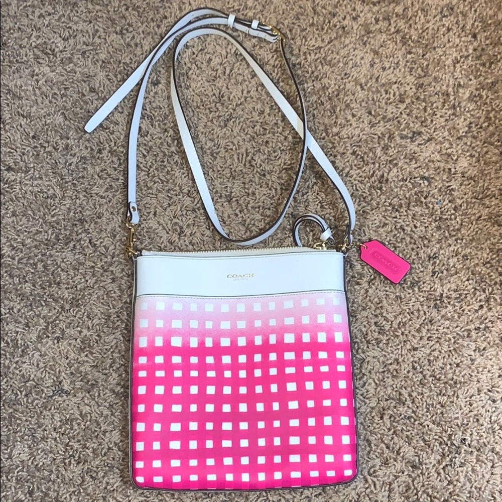 Small Coach crossbody purse